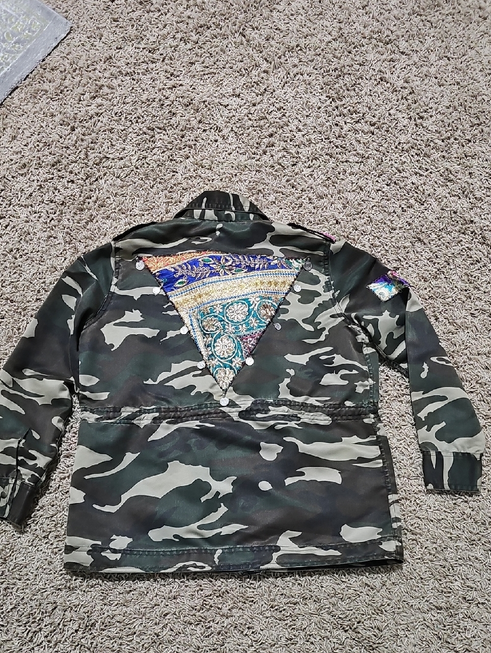 Anthropologie Beautiful Stories Jacket Embroidered Camoflage Charm Large Bomber - Picture 11 of 12